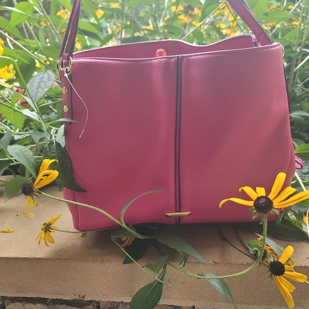 Anne Klein Vintage Hot Pink Pebbled Hand/ Shoulder Hobo Tote 13 1/2" wide - Picture 2 of 11